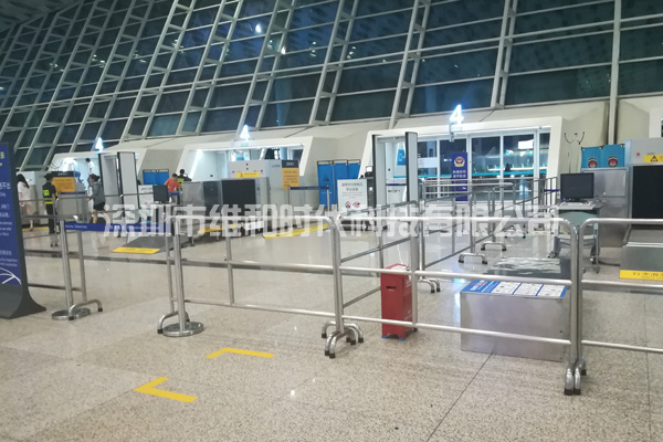 维和时代安检门厂家为深圳机场汽车站供应金属探测安检门[图]